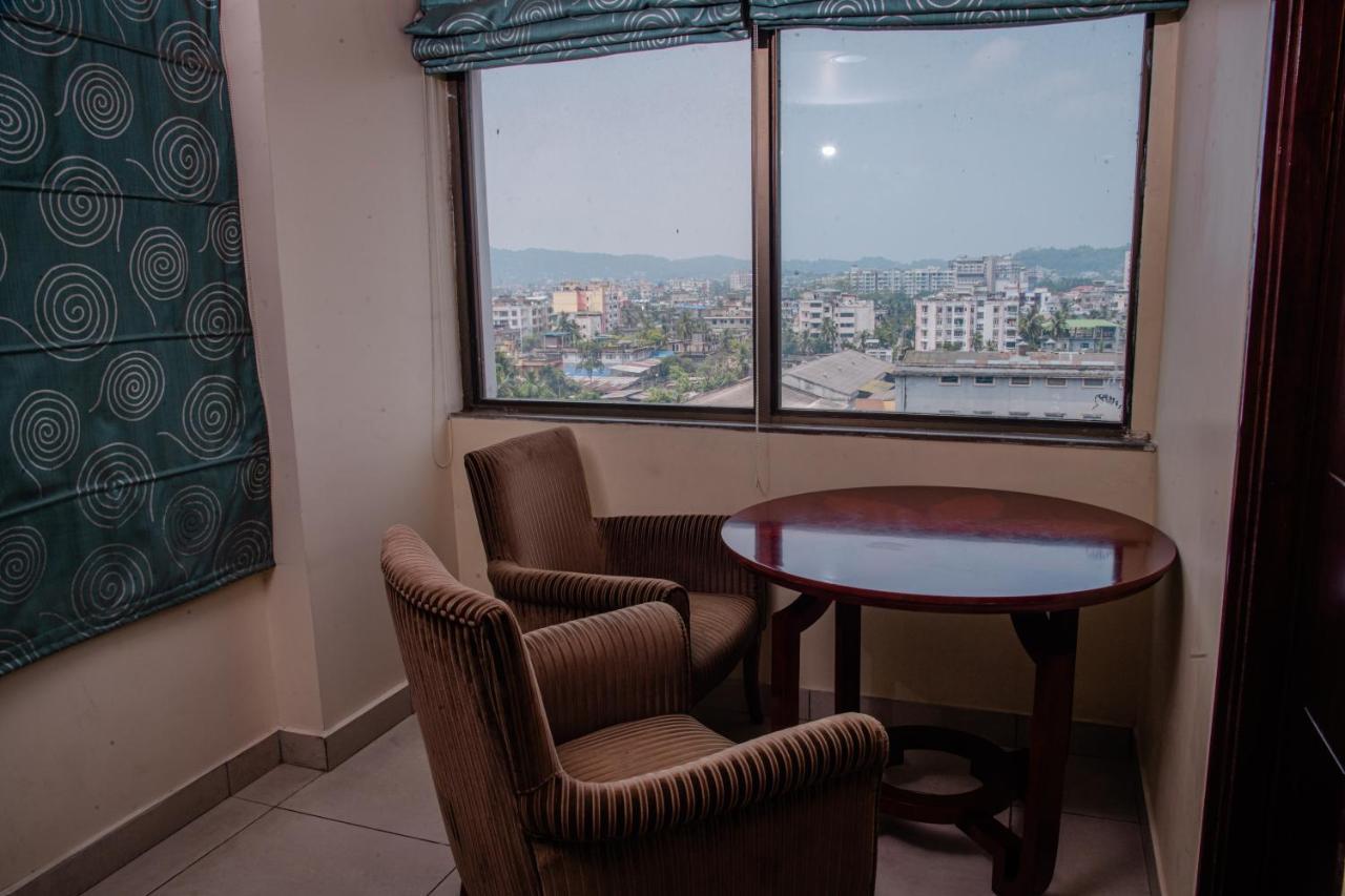 Hotel Gateway Grandeur Guwahati Bagian luar foto