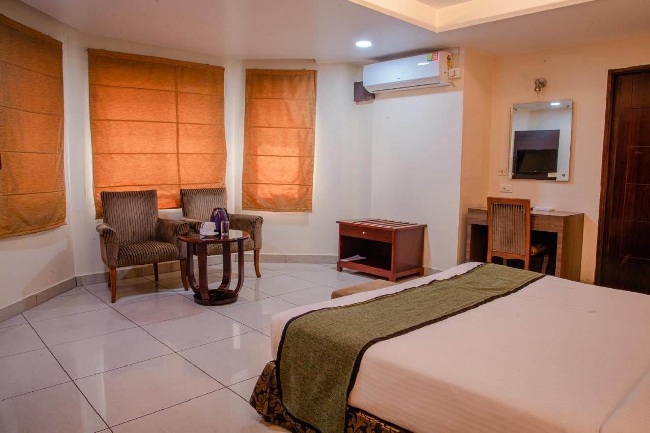 Hotel Gateway Grandeur Guwahati Bagian luar foto