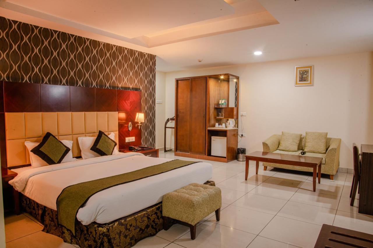 Hotel Gateway Grandeur Guwahati Bagian luar foto